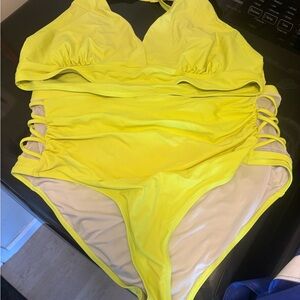 Bright Yellow Girls' One-Piece Swimsuit - Classic Ruched Design